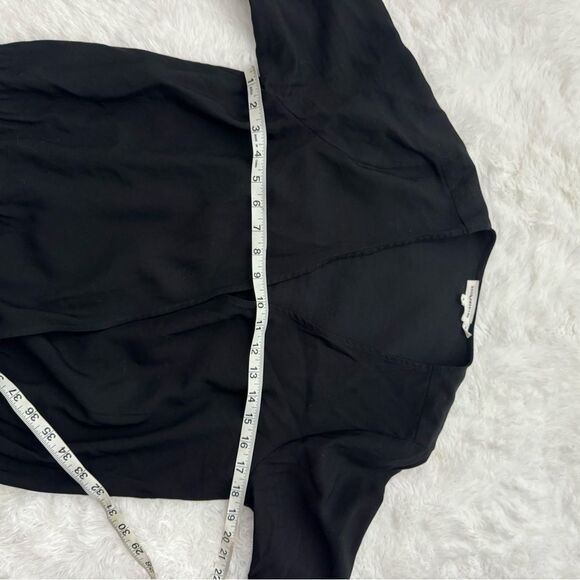 Good American Black Wrap Blouse - Picture 8 of 9